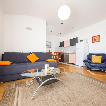 Luton Apartment Zadar Kozino Heating Pool & Jacuzzi ภายนอก รูปภาพ
