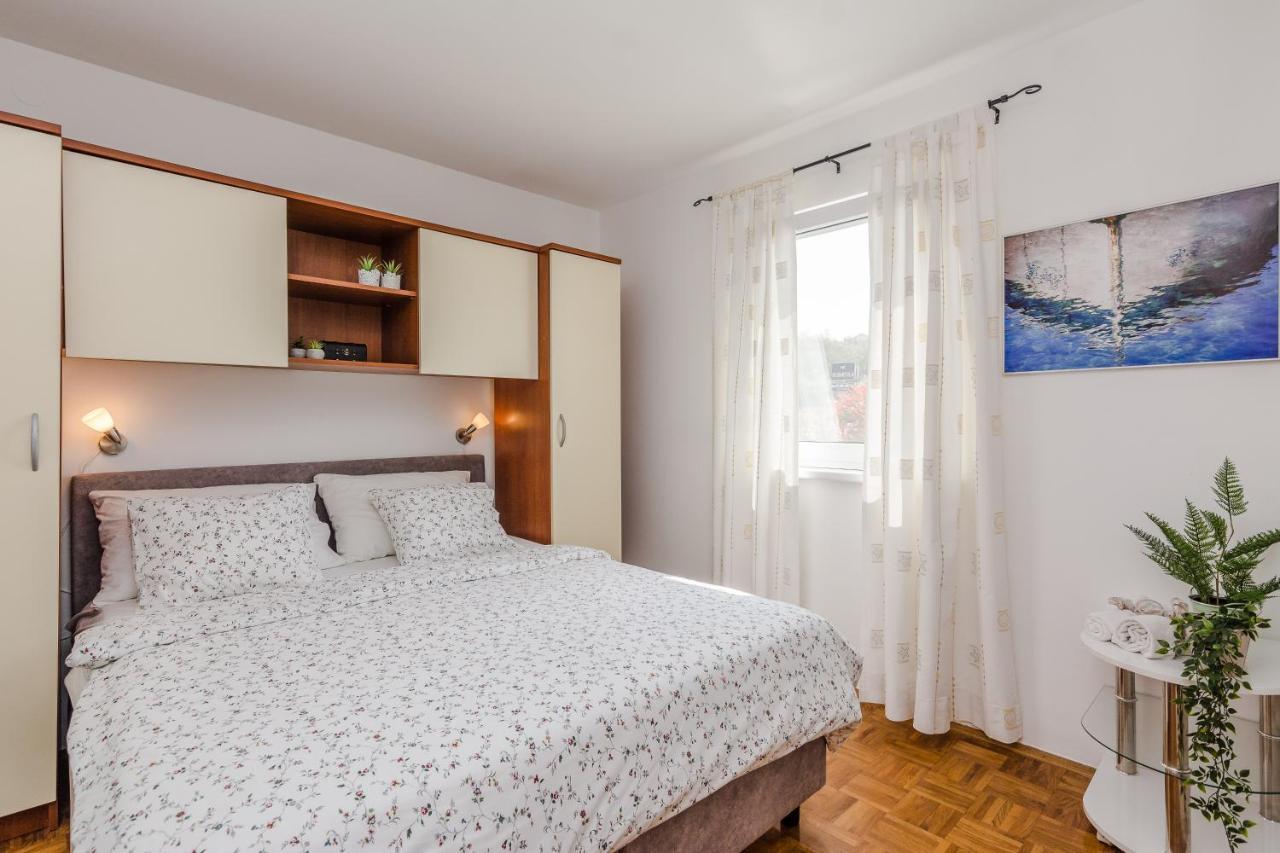 Luton Apartment Zadar Kozino Heating Pool & Jacuzzi ภายนอก รูปภาพ